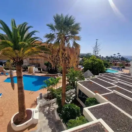In The Heart Of Playa De Americas אדחה